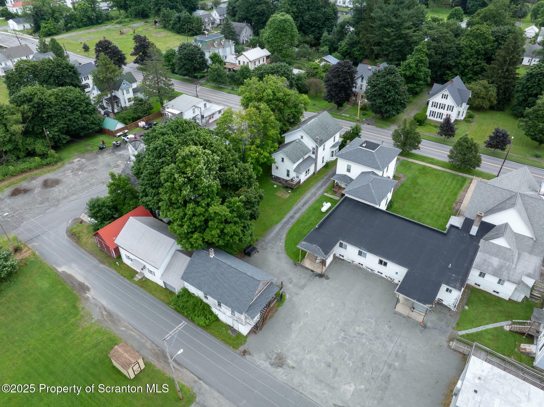 Property Photo: 989 Main Street PA 18834