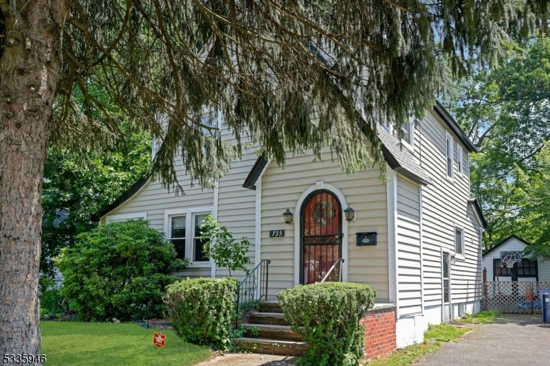 Property Photo: 729 Hillside Ave NJ 07060