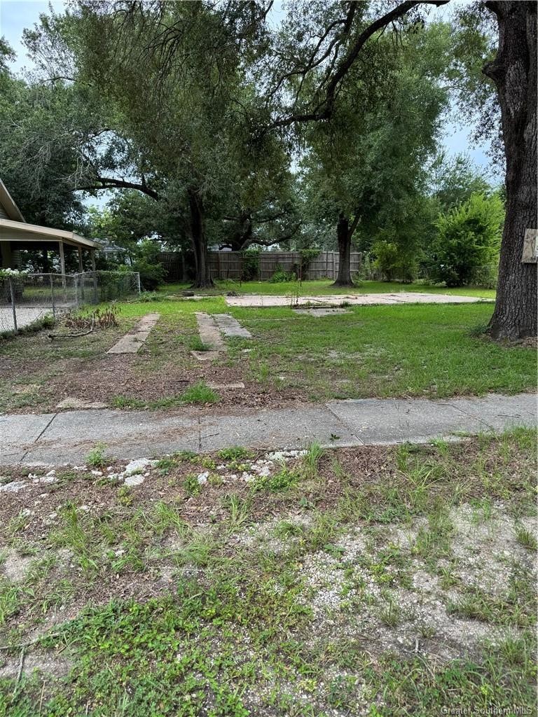 Property Photo: 2337 Rose Street LA 70601