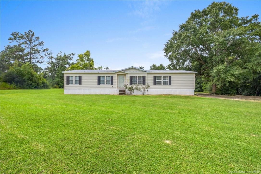 Property Photo: 6769 La-110 Highway LA 70652