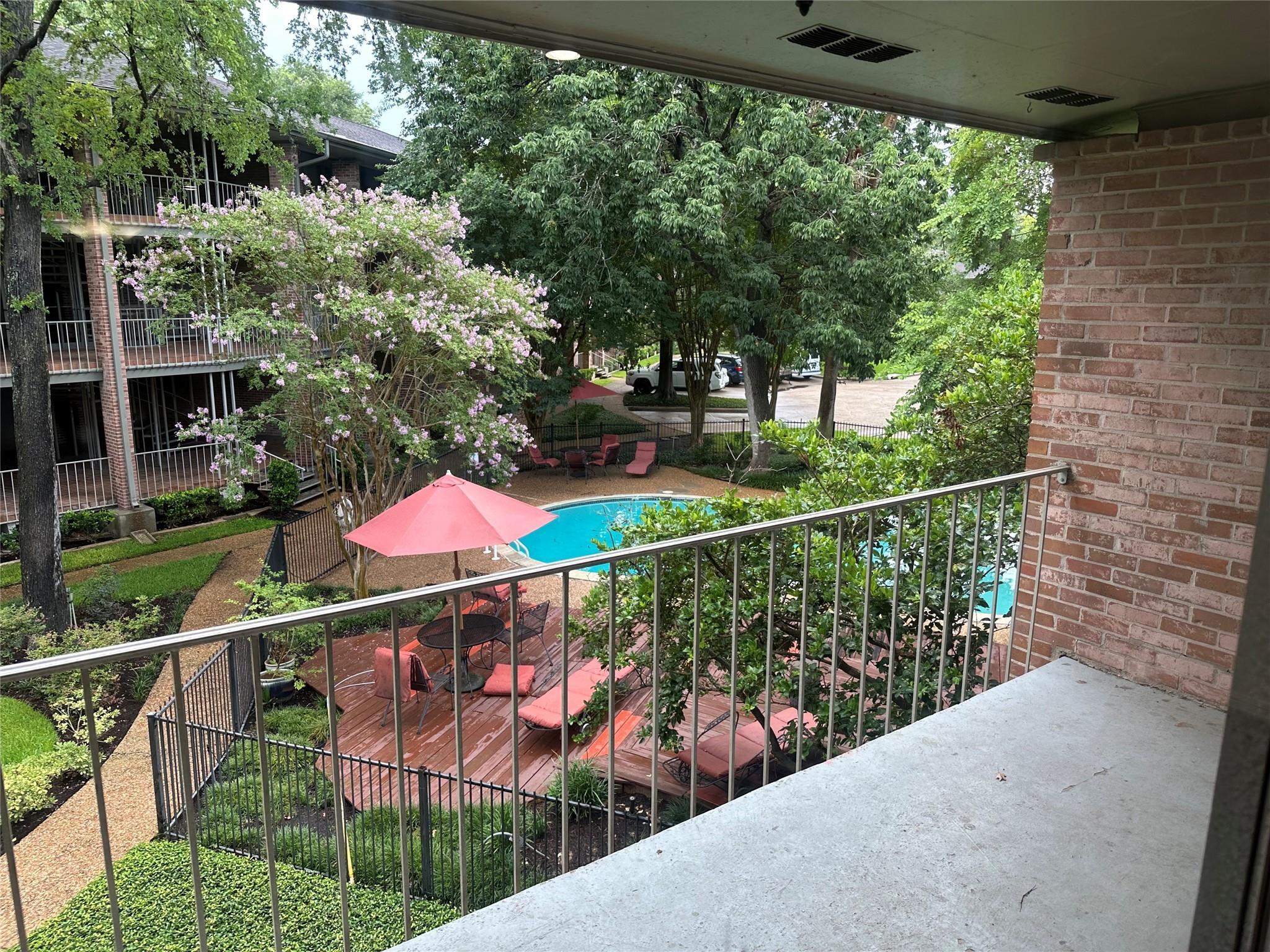 Property Photo: 6483 Bayou Glen Road TX 77057