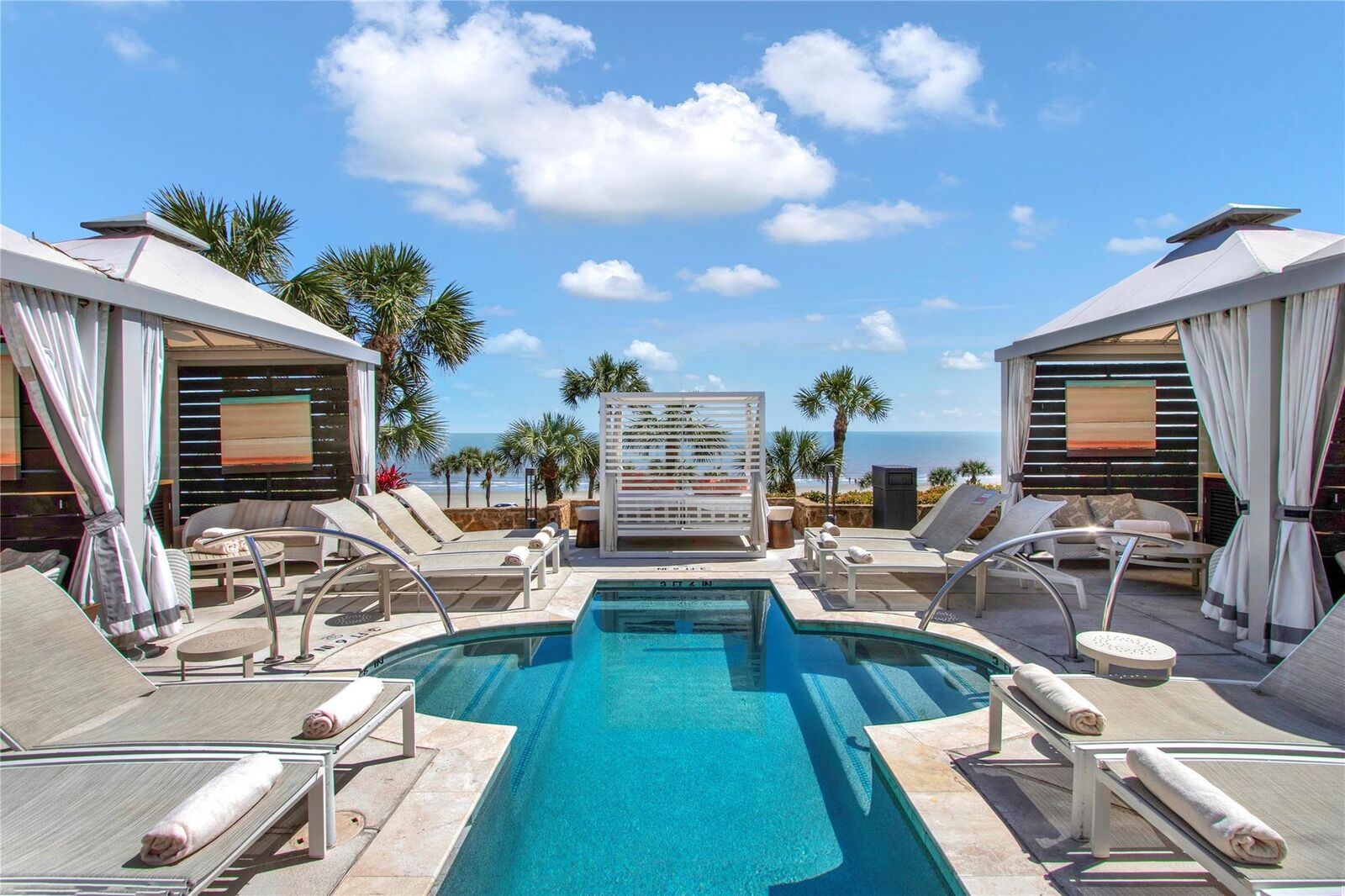 Property Photo: 5220 Seawall Boulevard 1130C TX 77551