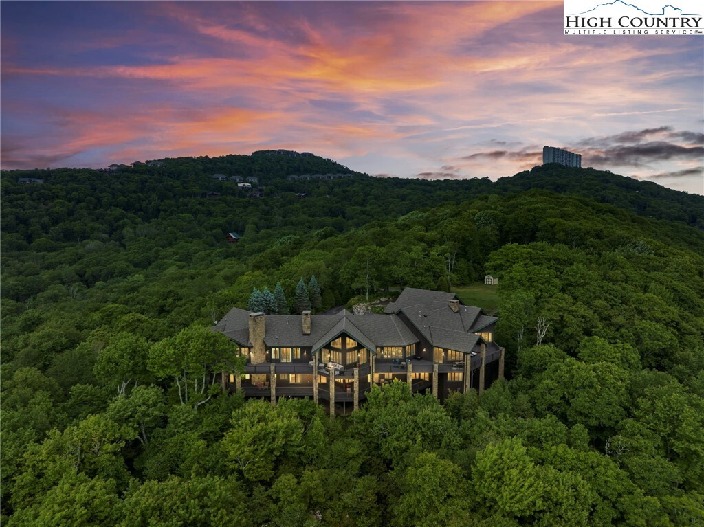 Property Photo:  1705 Forest Ridge Drive  NC 28646 