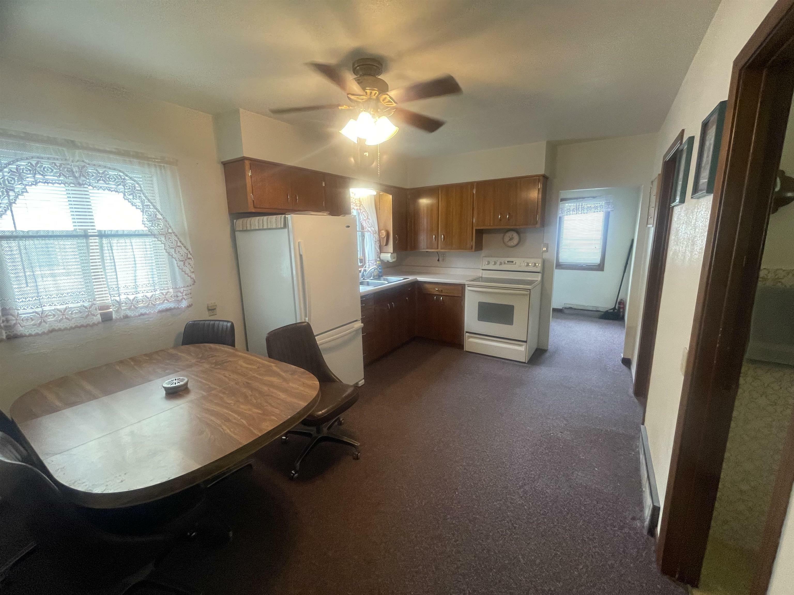Property Photo: 830 NE 2nd Avenue IA 50662