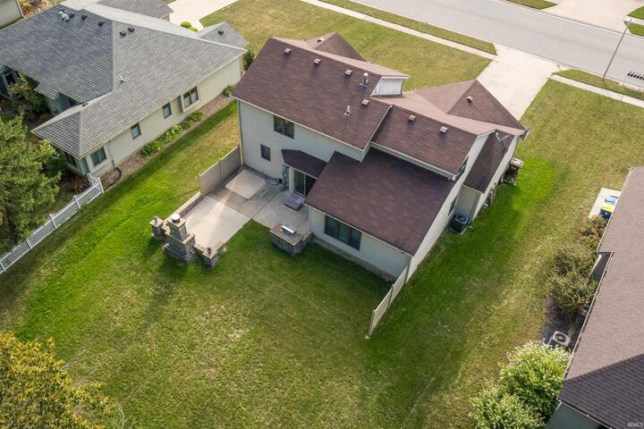 Property Photo: 2312 Northgate Boulevard IN 46706