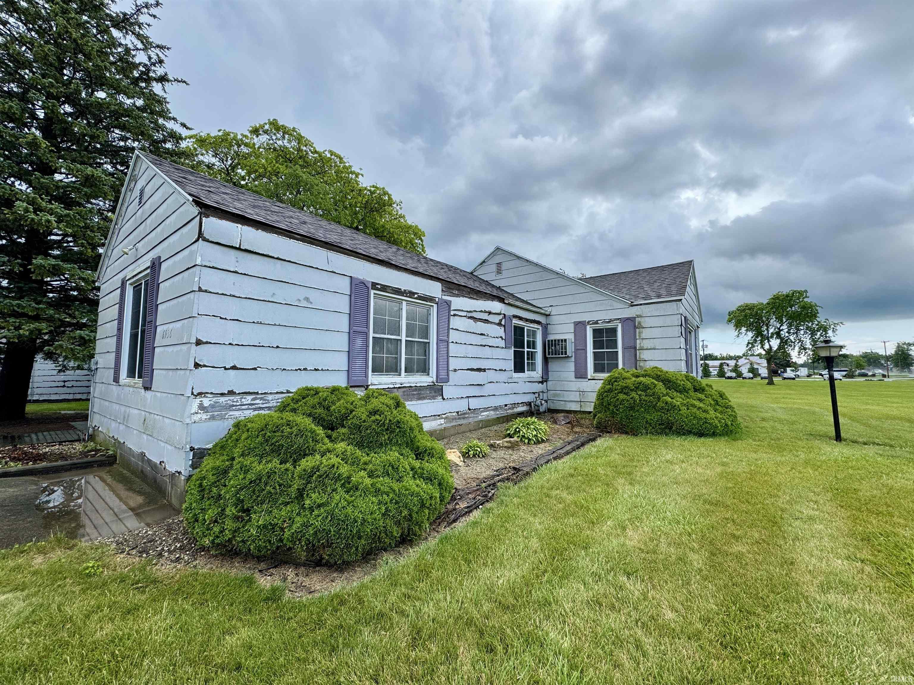 Property Photo: 6936 N State Road 1 IN 46777-9650
