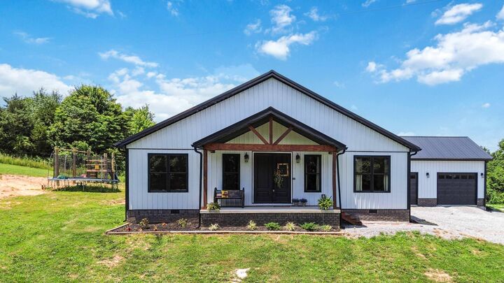 Property Photo:  1151 Horse Ridge Road Road  KY 40484 