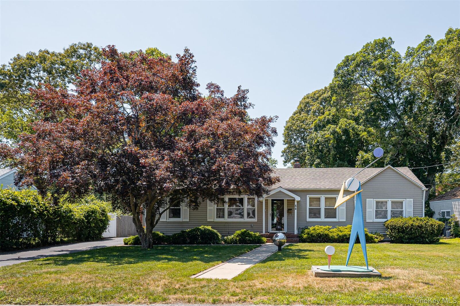 Property Photo:  84 Country Club Road  NY 11713 