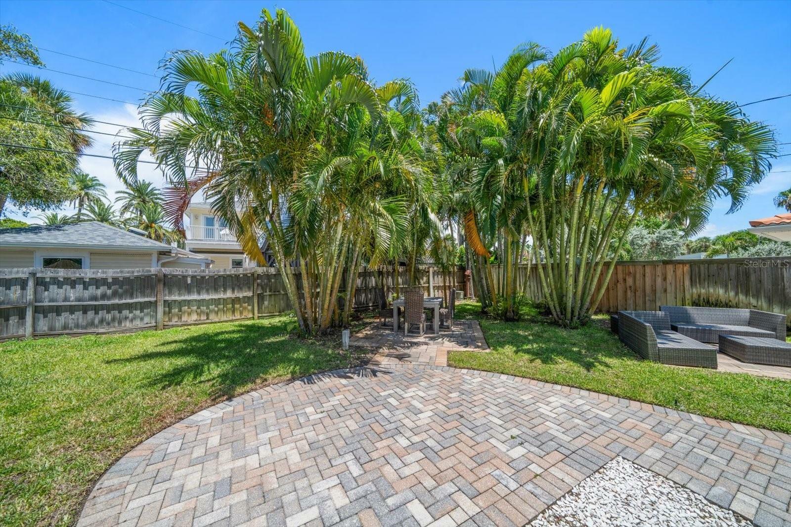 Property Photo:  745 Bruce Avenue  FL 33767 