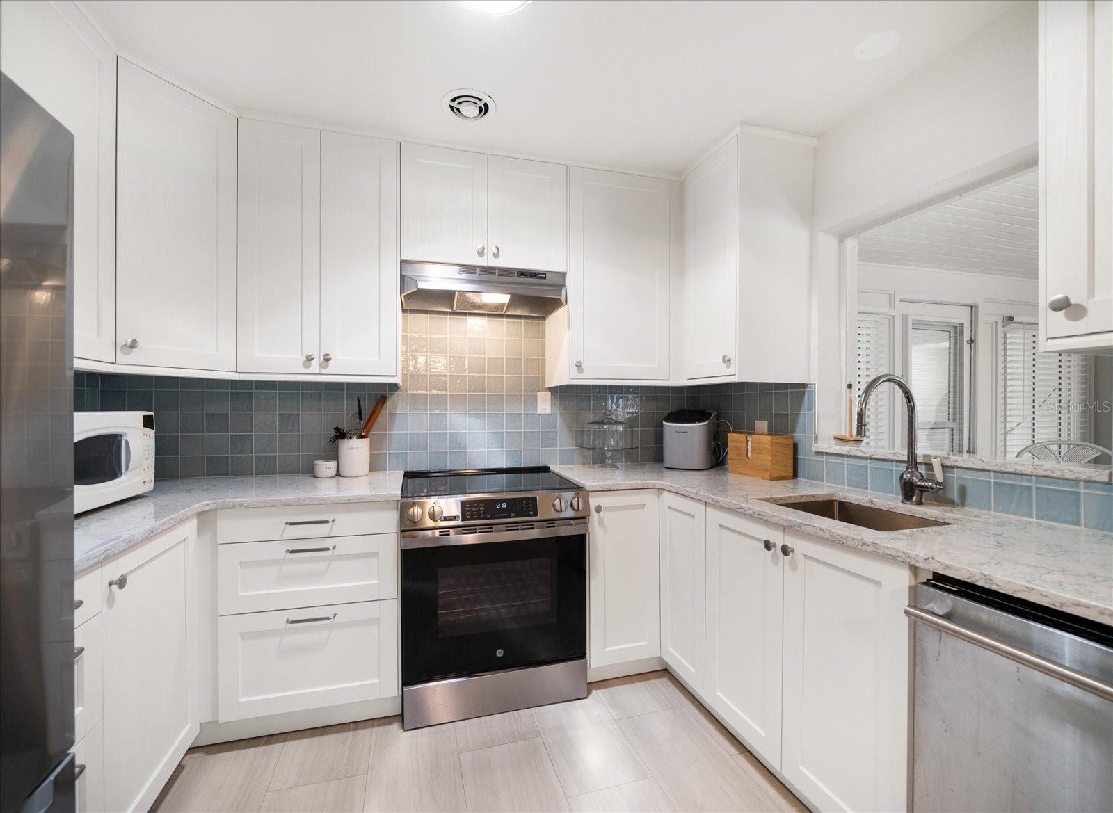 Property Photo: 745 Bruce Avenue FL 33767