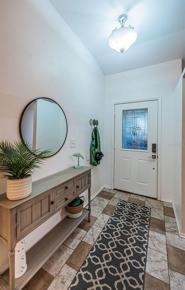Property Photo:  878 Franklin Cir  FL 34683