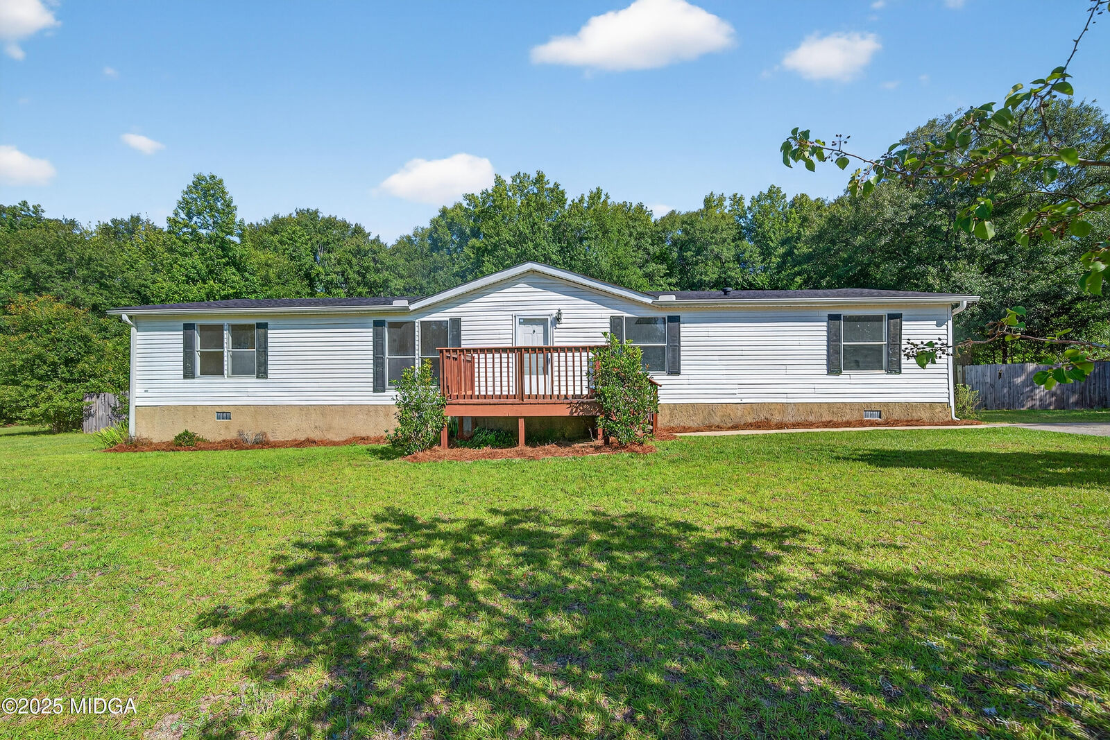 Property Photo: 212 Chapman Crossing Court GA 31211