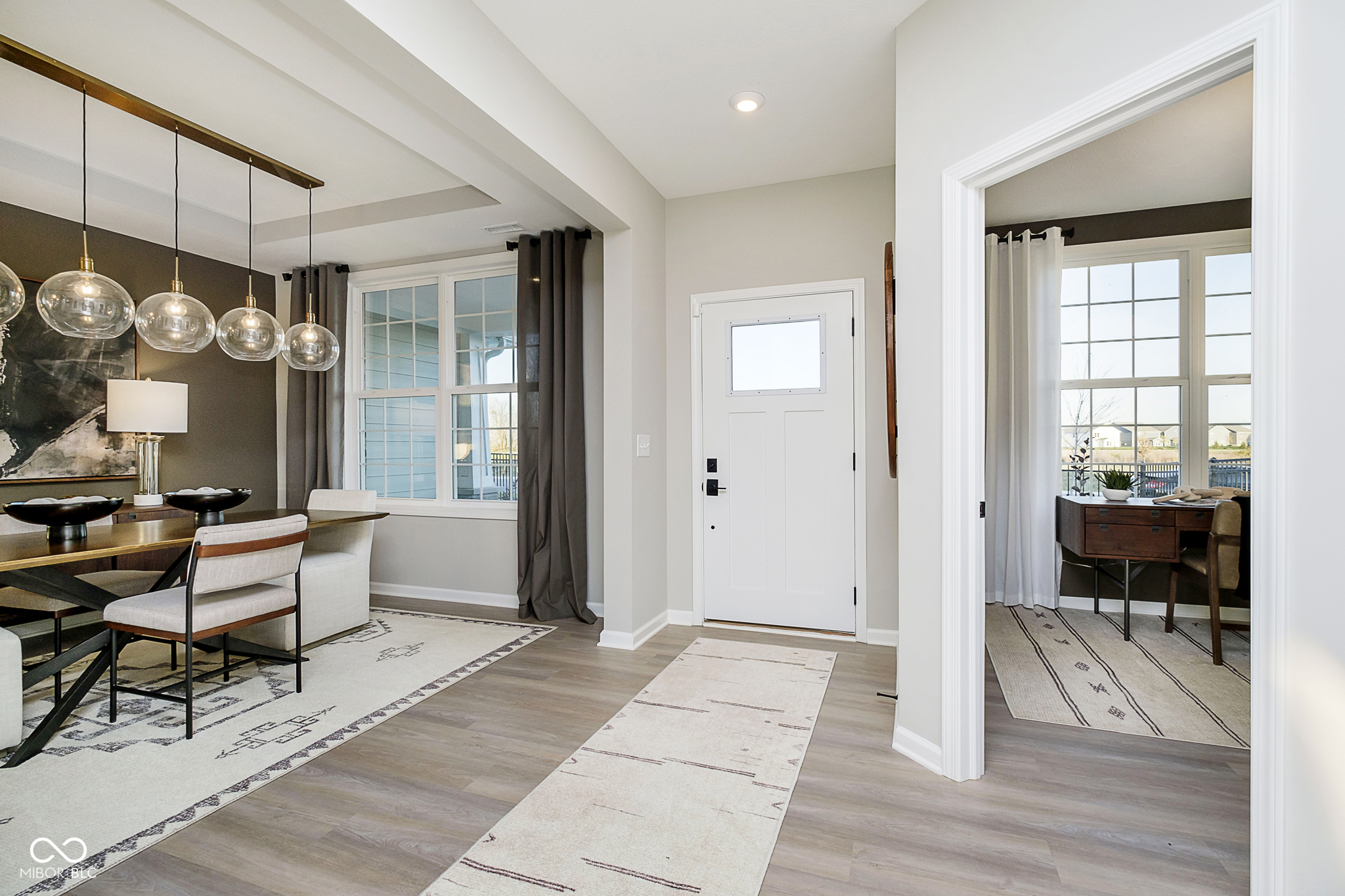 Property Photo: 3222 Promenade Way IN 46112