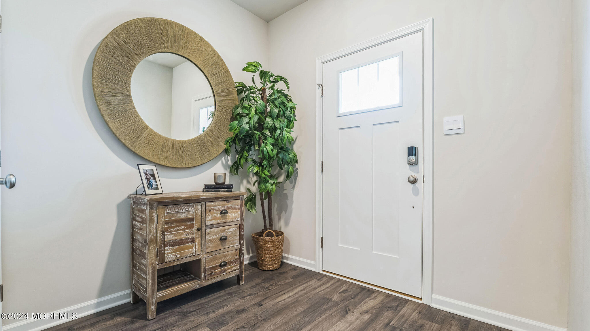 Property Photo: 22 Victoria Gardens Square NJ 07753