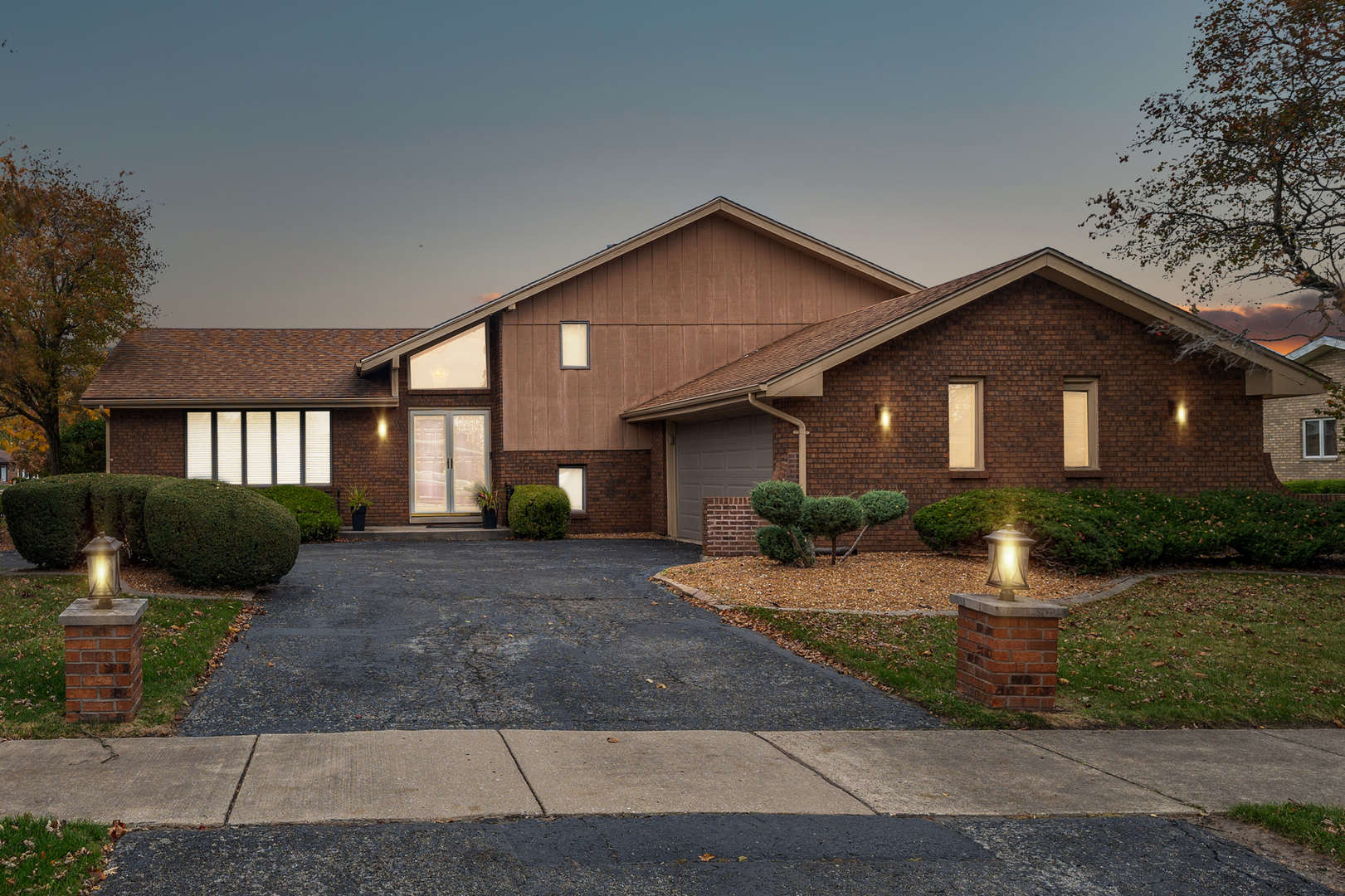 Property Photo: 2210 207th Place IL 60411