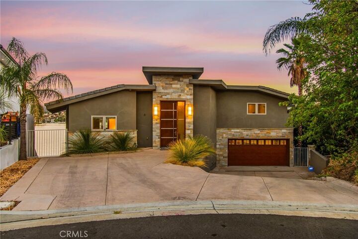 29743 Buggywhip Court  Canyon Lake CA 92587 photo