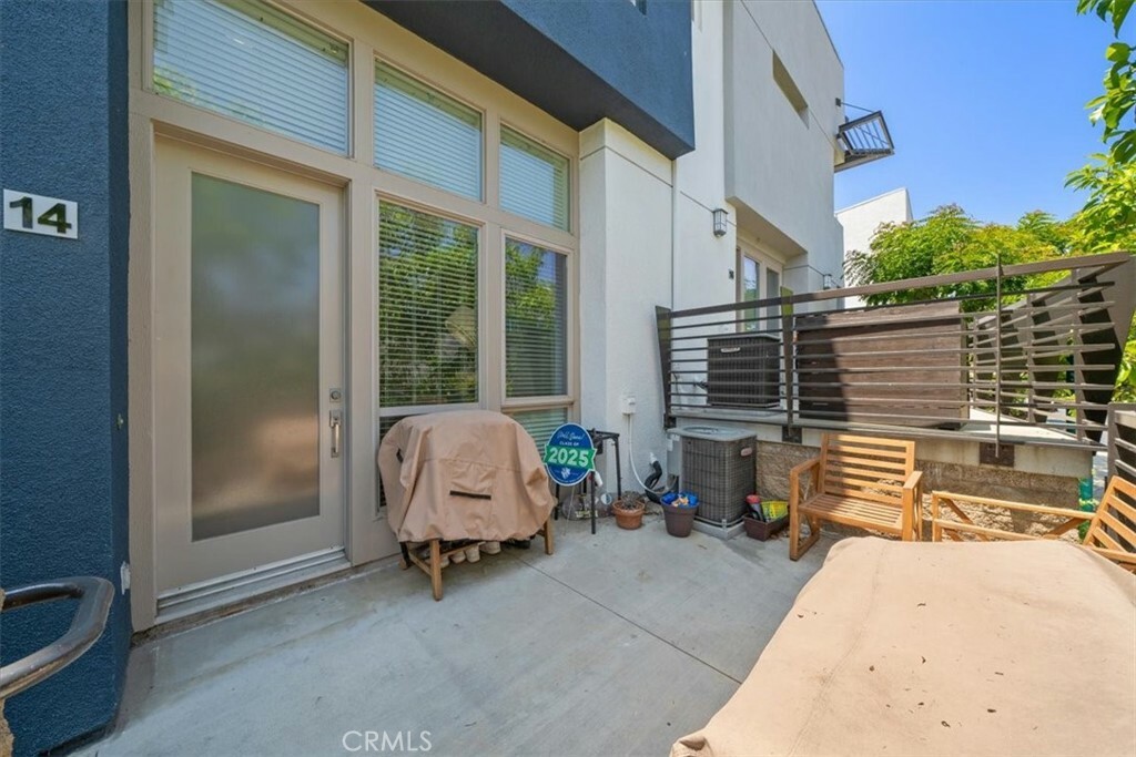 Property Photo: 5405 W 149th Place 14 CA 90250