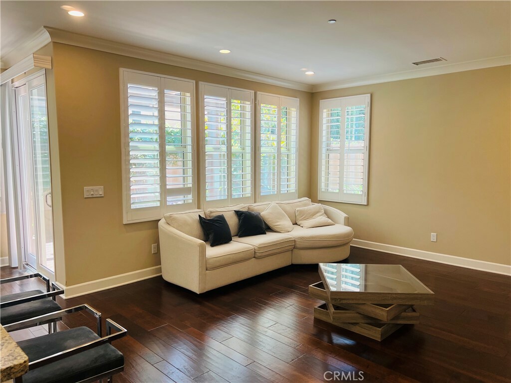 Property Photo: 26 Pendant CA 92620