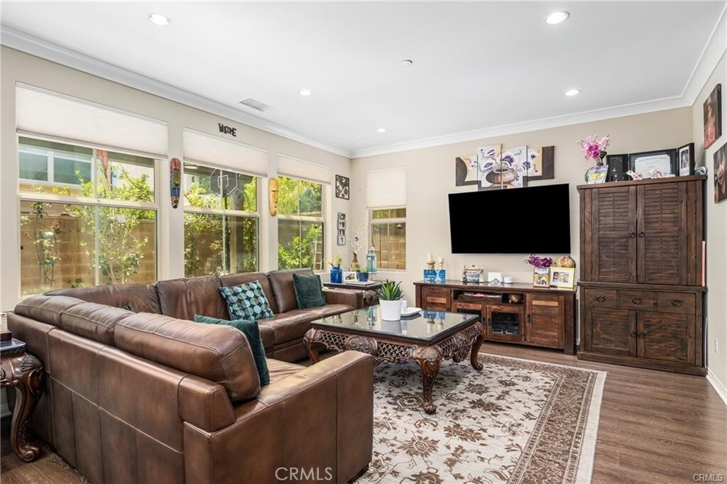 Property Photo: 38 Larkfield CA 92620