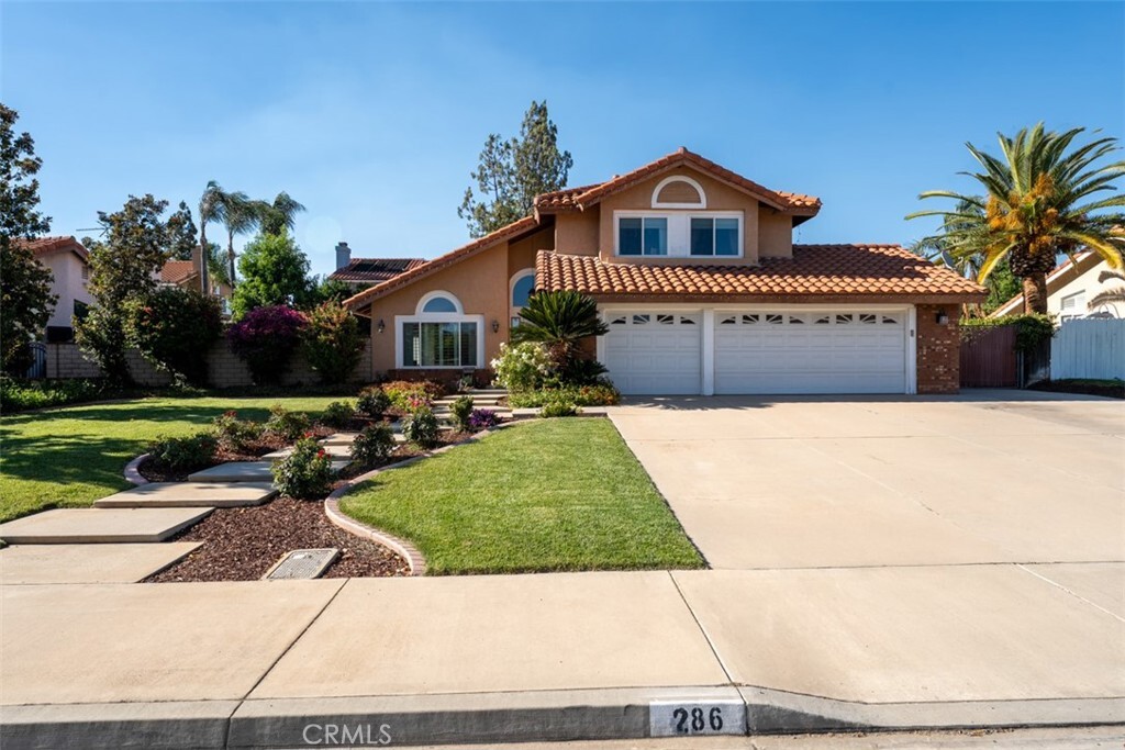 286 Bathurst Road  Riverside CA 92506 photo