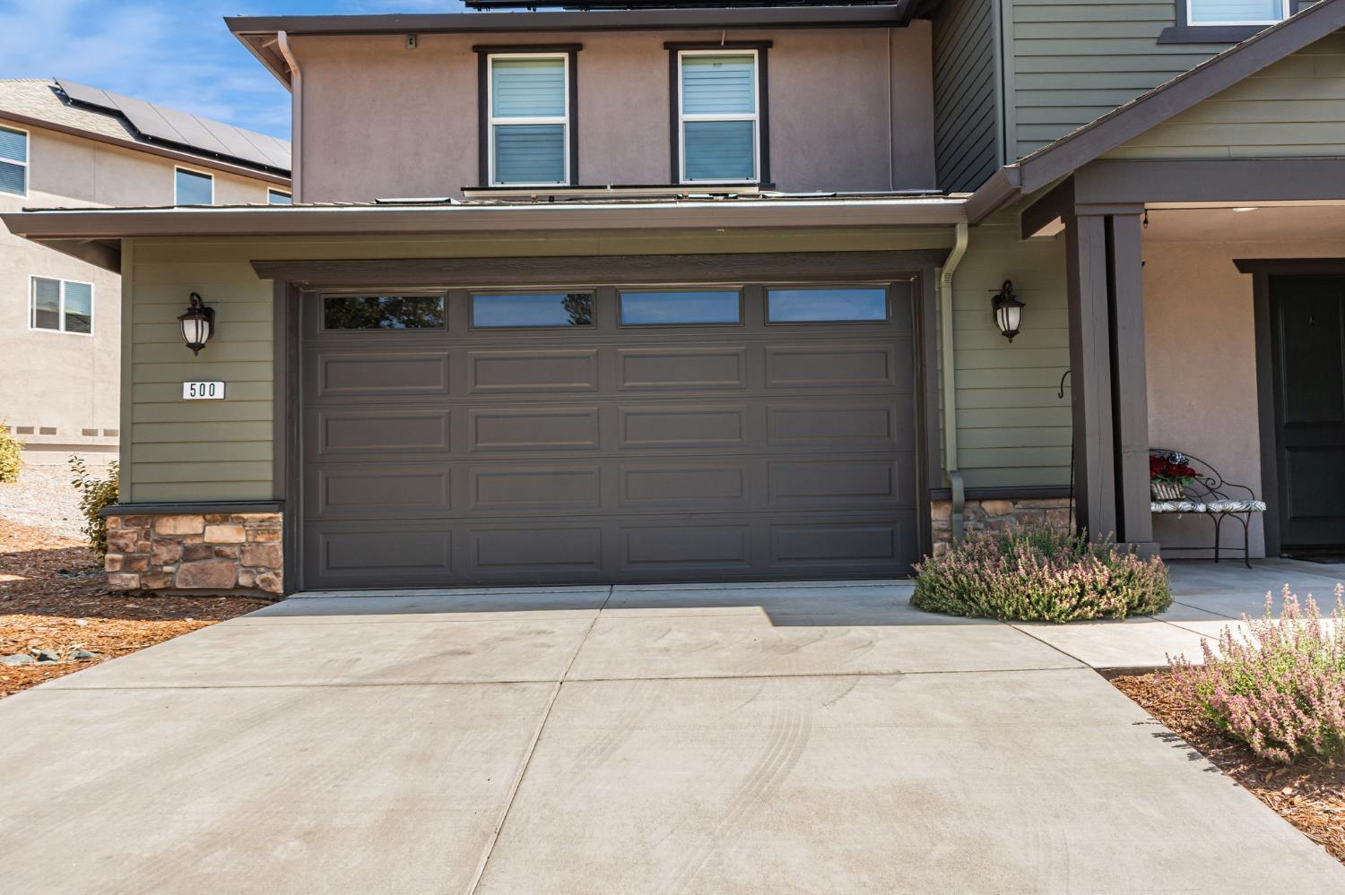 Property Photo: 500 Chase Court CA 95713