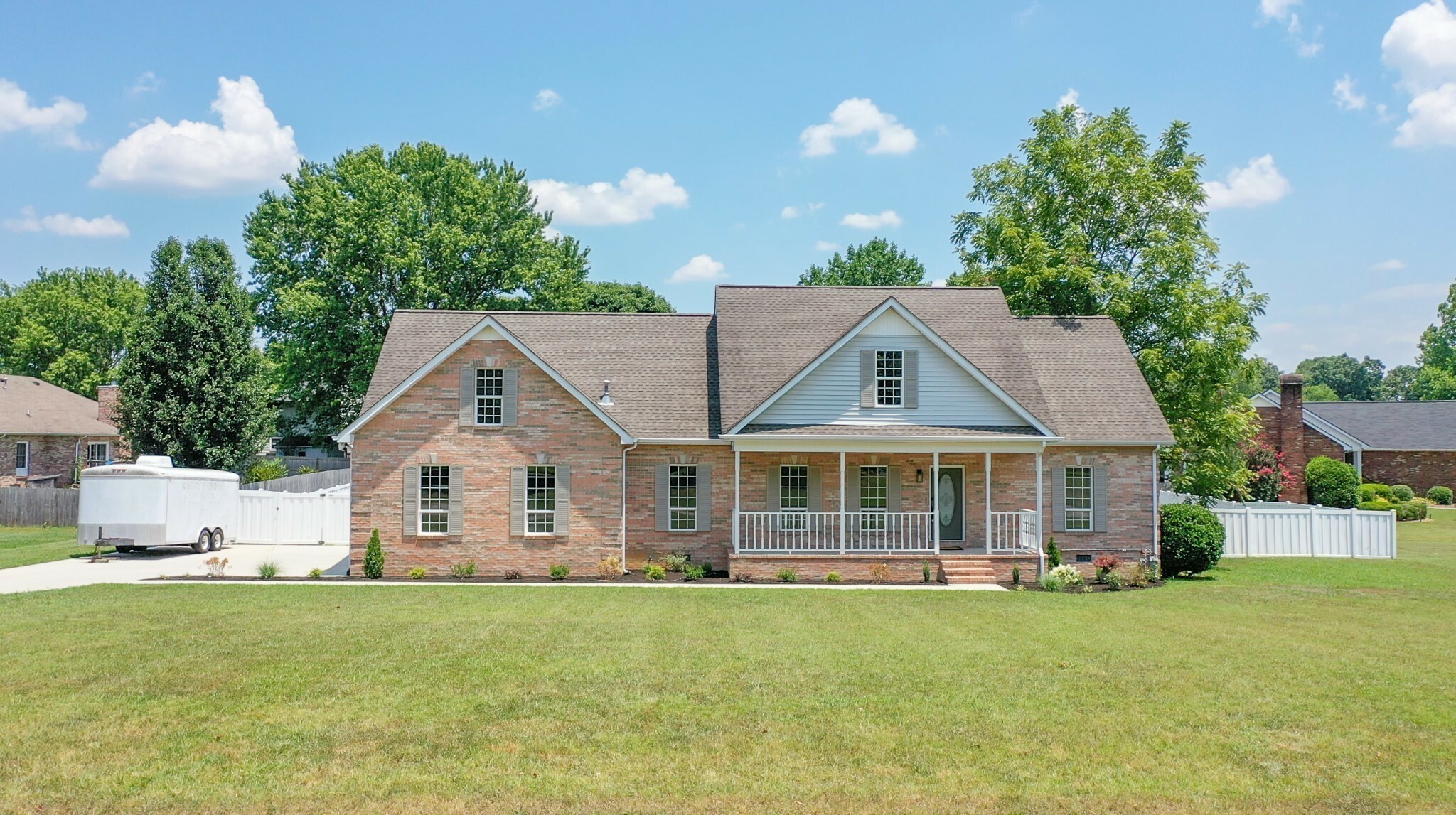 Property Photo: 203 Huntington Pl TN 37388
