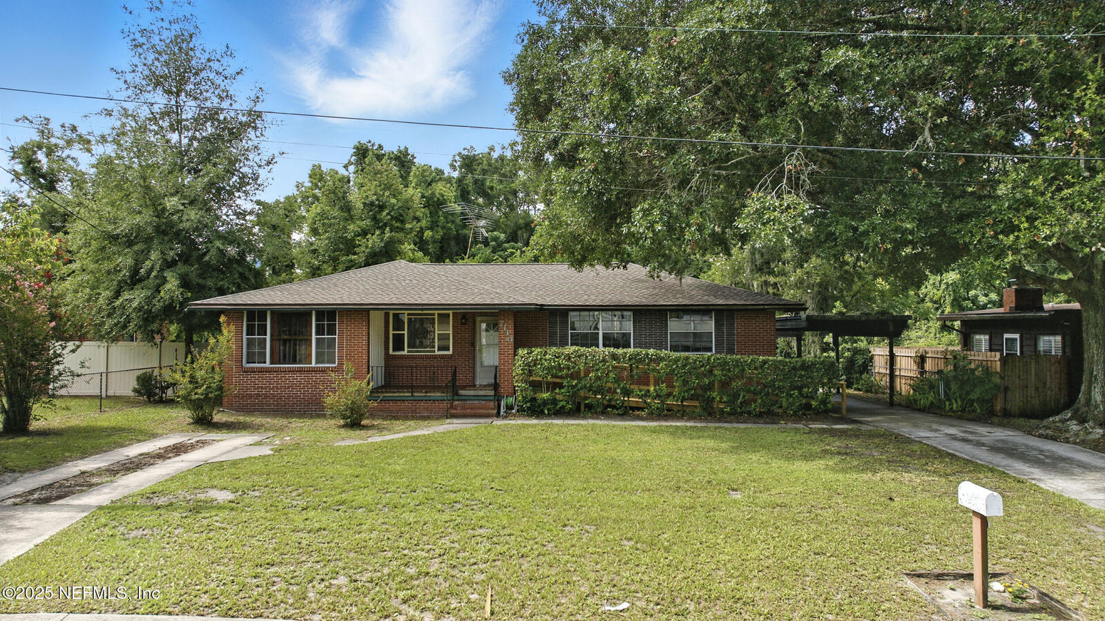 Property Photo:  7446 S Skye Drive  FL 32221 