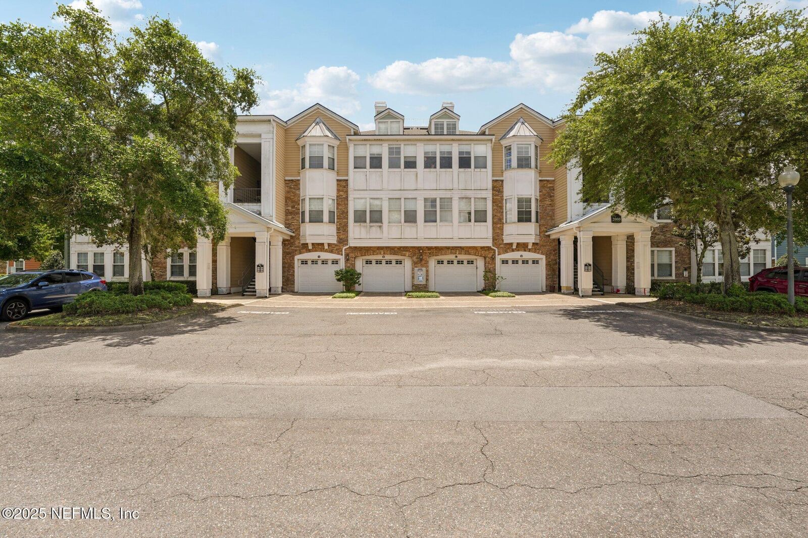 Property Photo: 8550 Touchton Road 2038 FL 32216