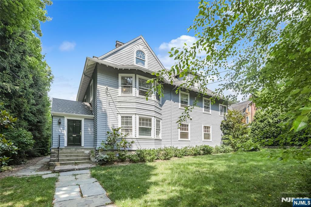 Property Photo: 81-83 Franklin Street B NJ 07631