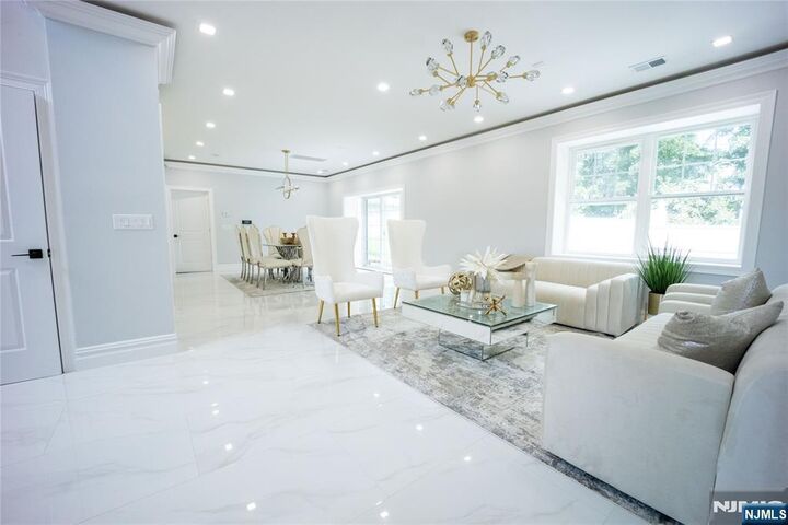 Property Photo:  37 Overlook Avenue  NJ 07508 