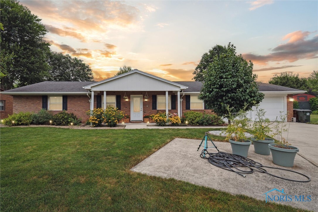 1549 Marcelle Avenue  Findlay OH 45840 photo