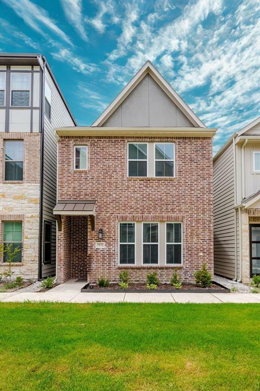 Property Photo: 7572 Laburnam Road TX 75228