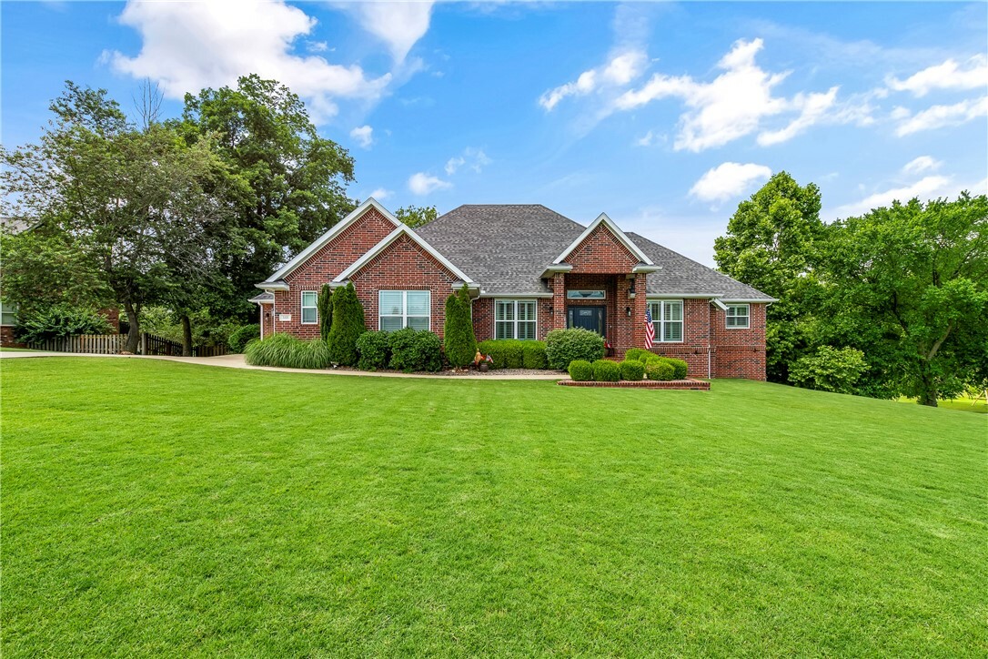Property Photo: 348 Whitcliff Drive AR 72718