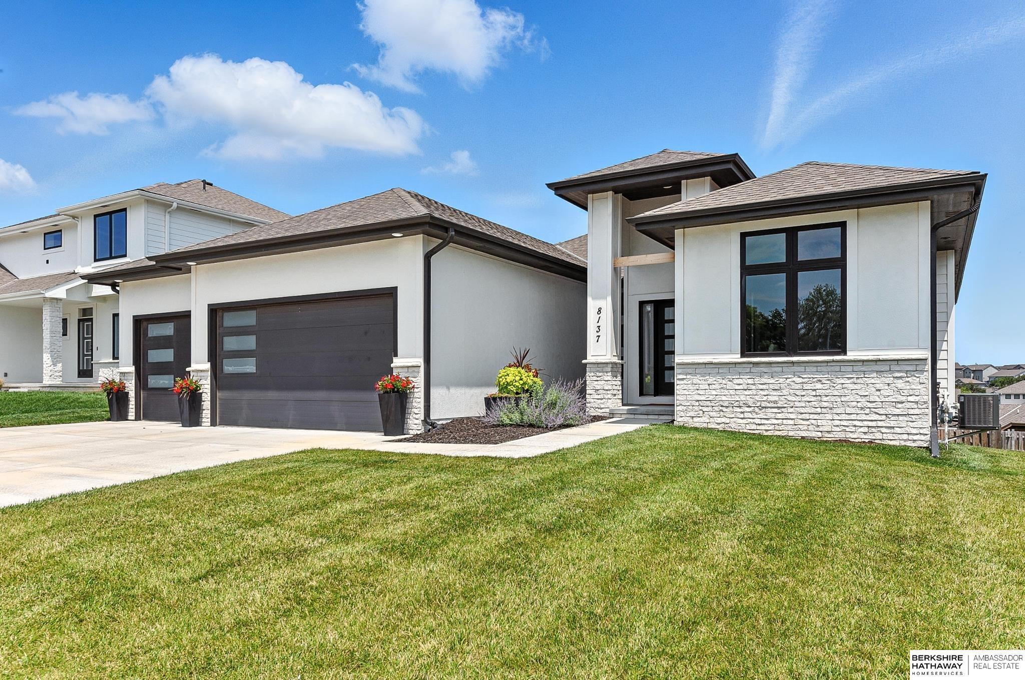 Property Photo: 8137 S 197th Avenue NE 68028