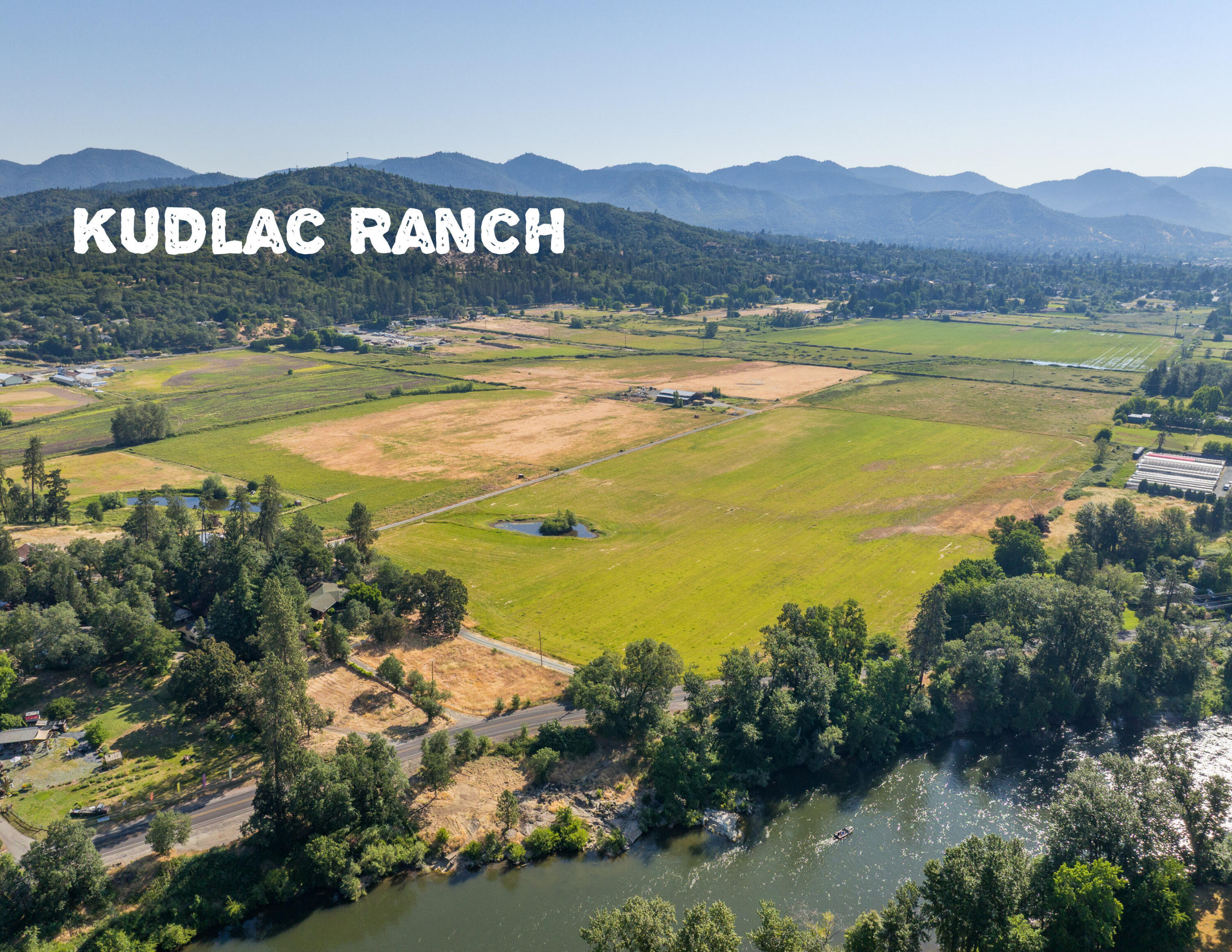 Property Photo: 3290 Lower River Road OR 97526
