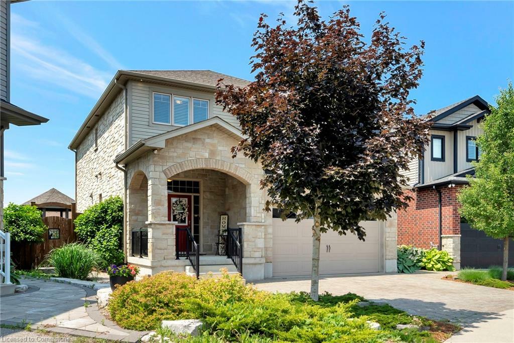 36 Newcastle Court  Kitchener ON N2R 0G7 photo