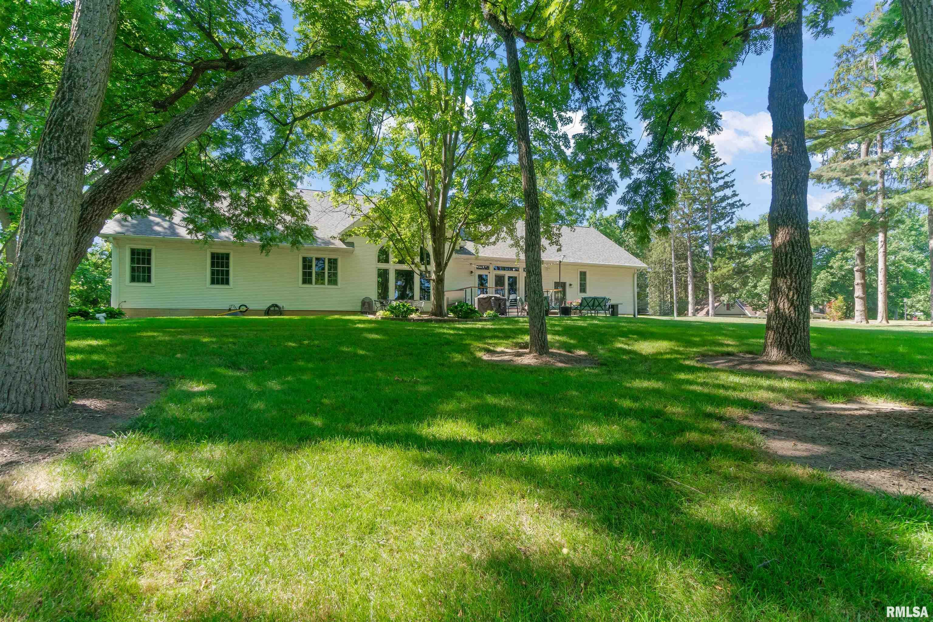 Property Photo: 5821 Dickison Cemetery Road IL 61525