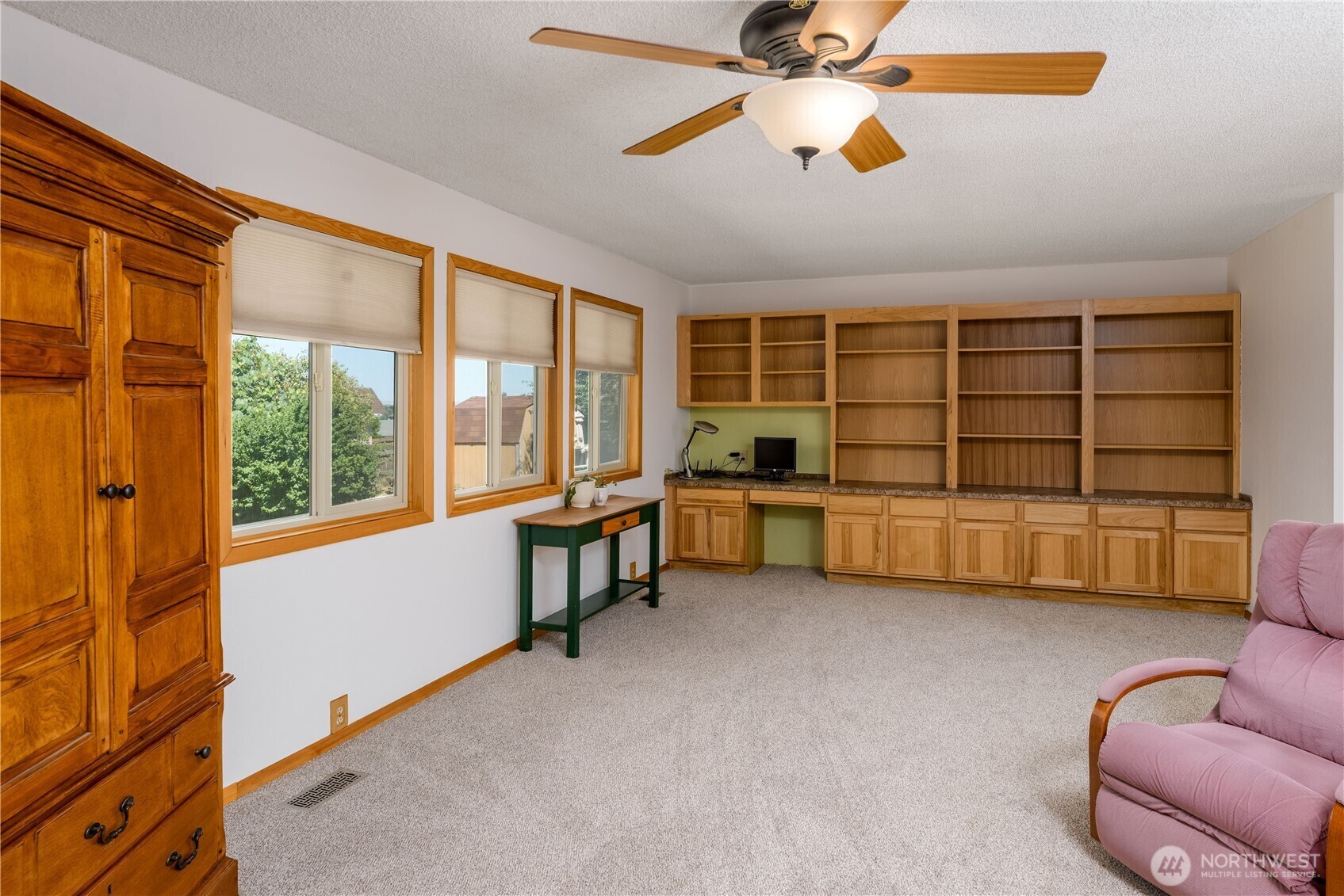 Property Photo: 62 SE Viewmont Drive WA 98837