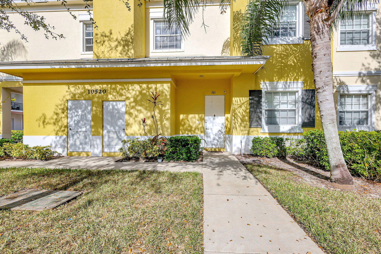 Property Photo:  10520 SW Stephanie Way 2201  FL 34987 