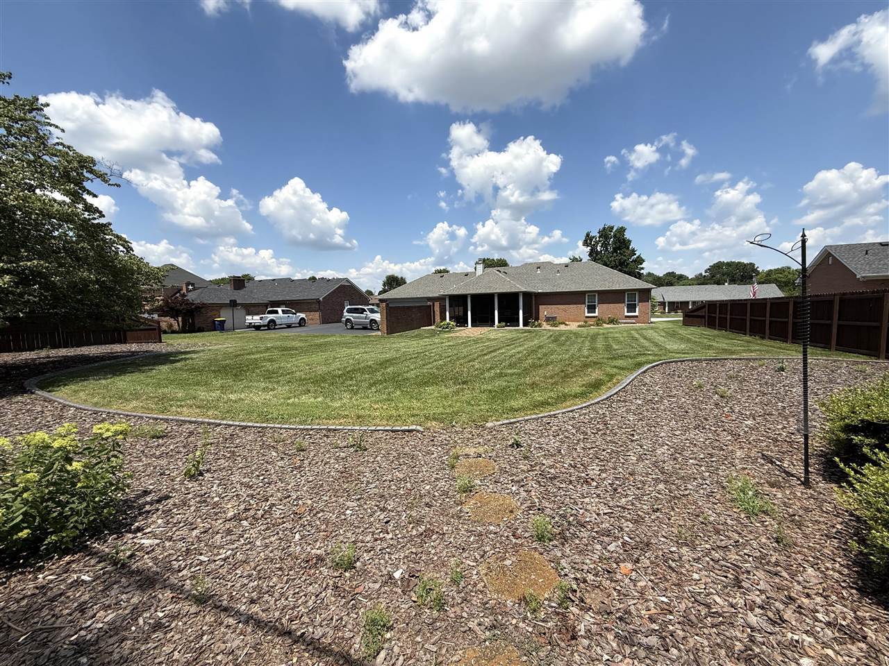 Property Photo: 1327 Fleenor Way KY 42104