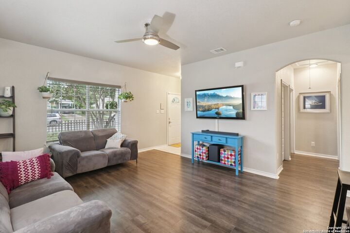 Property Photo: 903 John Page TX 78228