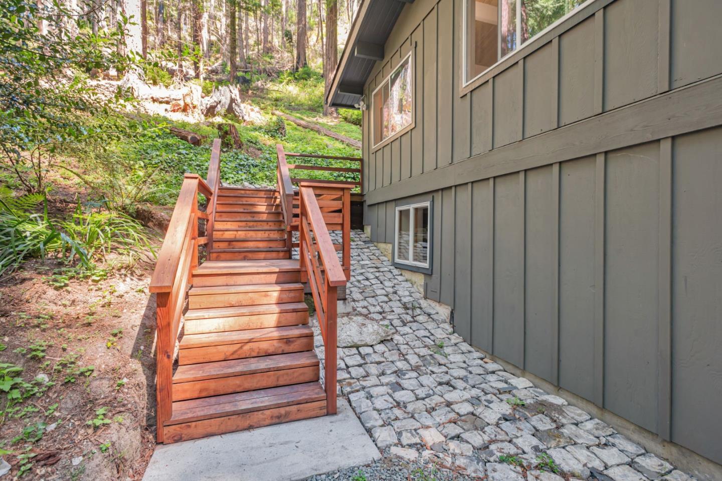 Property Photo: 364 Redwood Avenue CA 94060