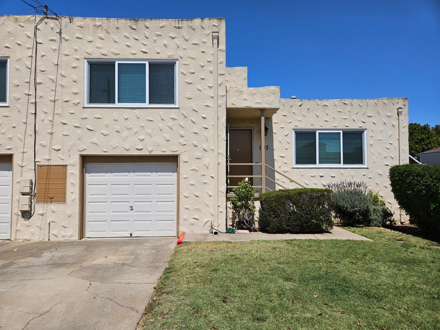 Property Photo: 903 South Fremont Street CA 94402