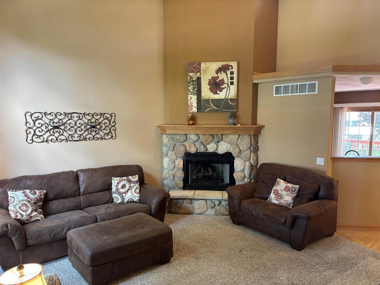 Property Photo:  4452 Woodgate Drive 5  WI 53546 