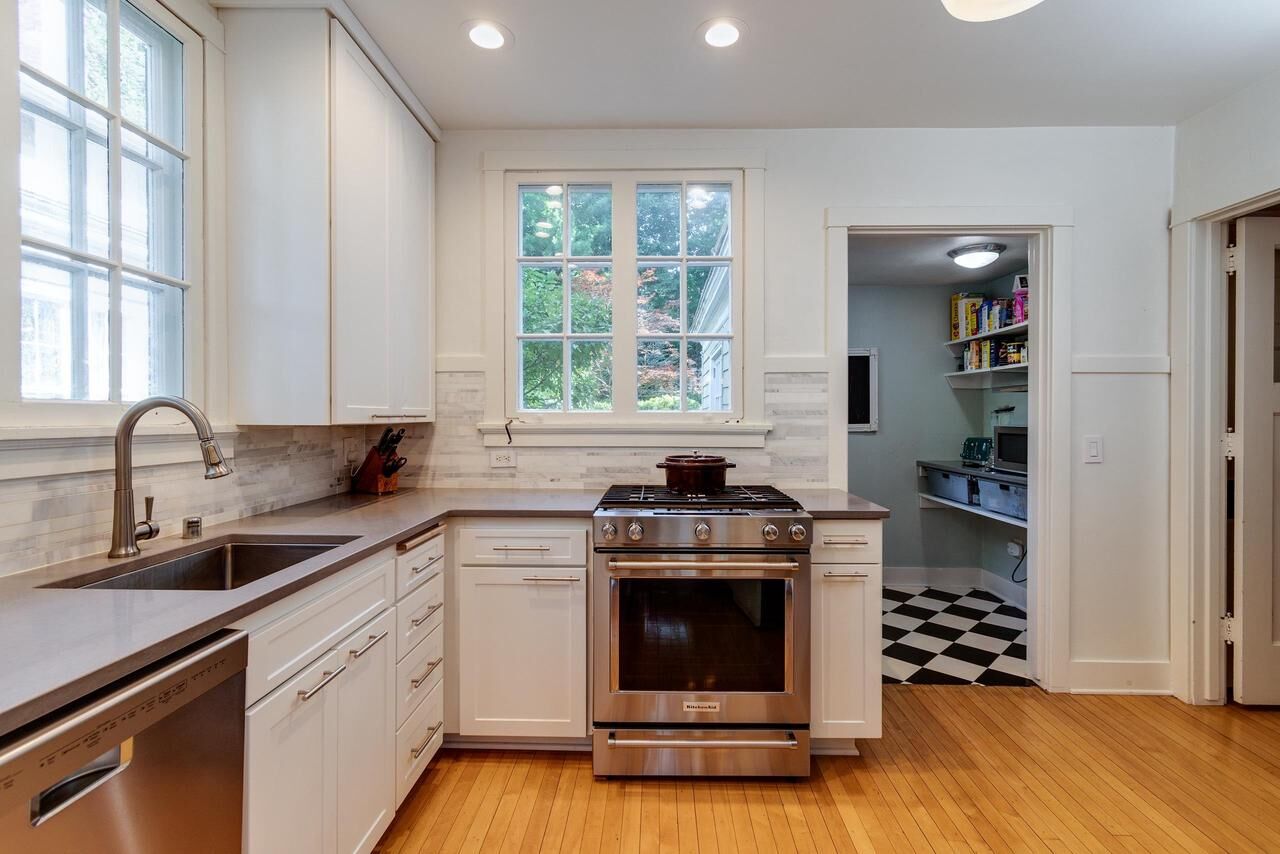 Property Photo: 2010 Van Hise Avenue WI 53726