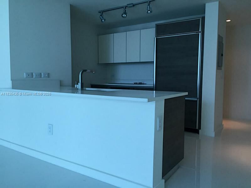 Property Photo:  1100 S Miami Av 3203  FL 33130 