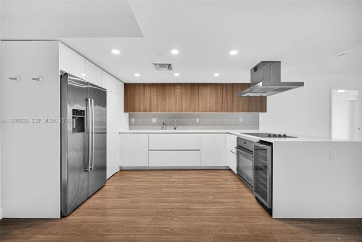 Property Photo:  1025 92nd St 602  FL 33154 