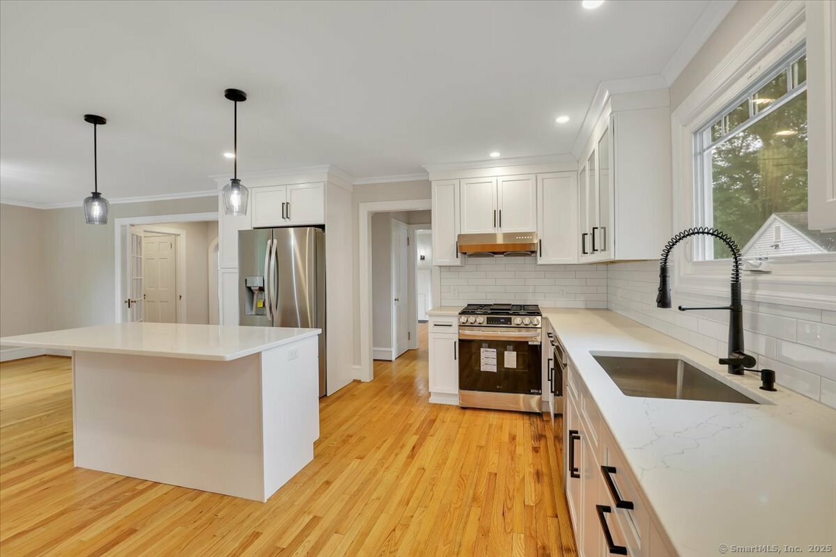 Property Photo: 502 Adams Street CT 06040