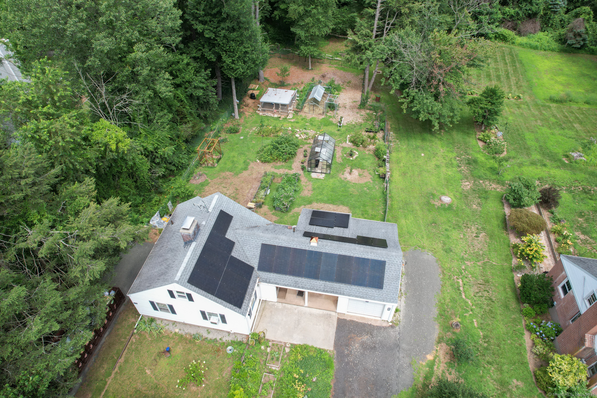 Property Photo:  931 Chestnut Hill Road  CT 06073 