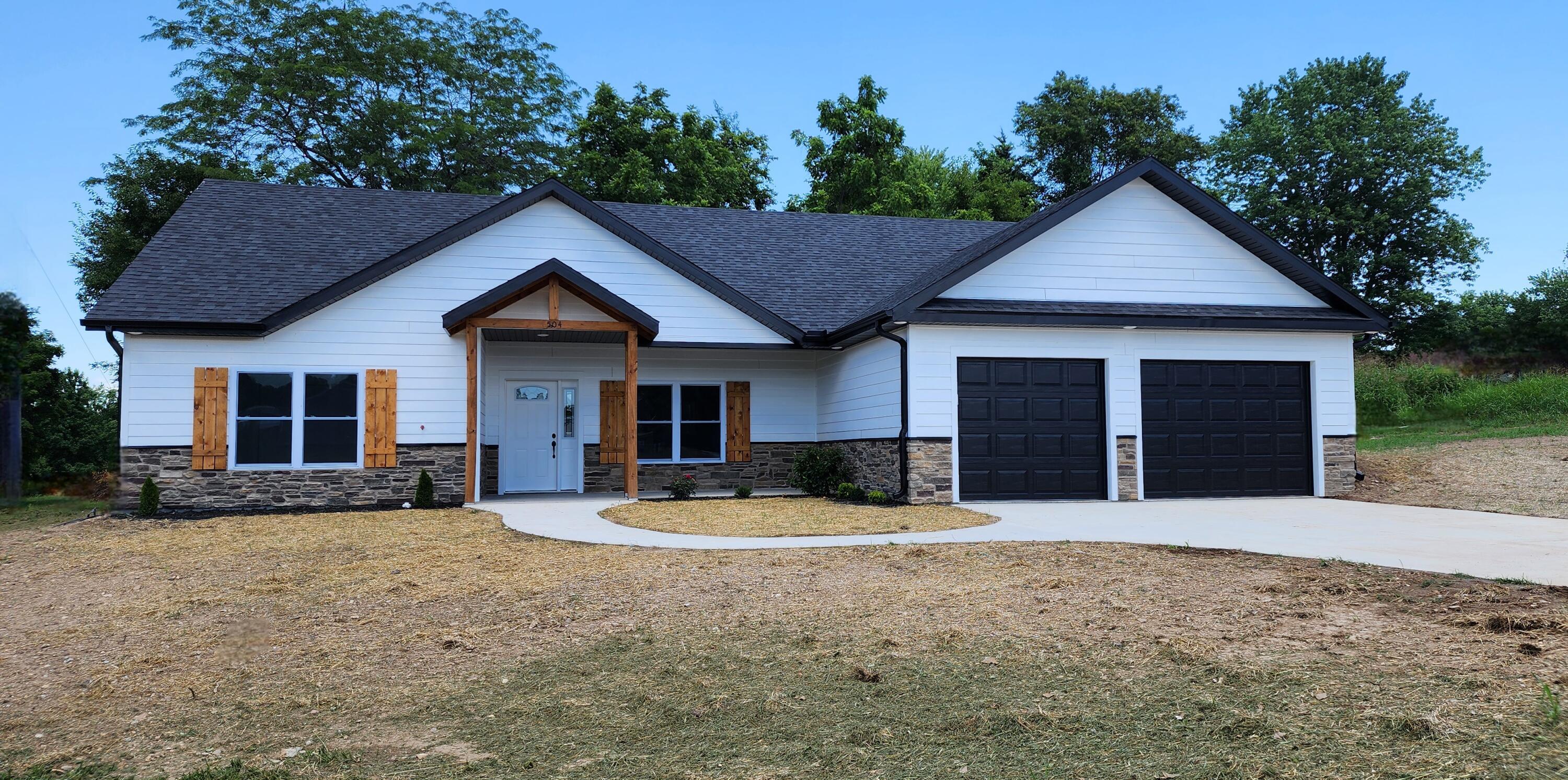 Property Photo: 504 Brian MO 65608